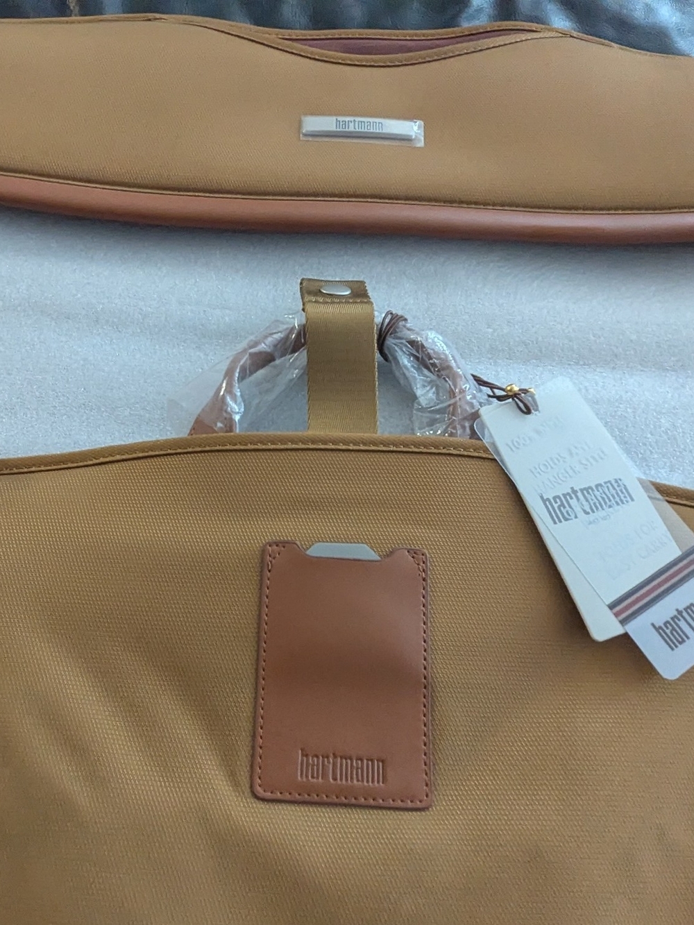 Hartmann Metropolitan 2 Garment Sleeve Color Safari Light Weight Bag NWT
